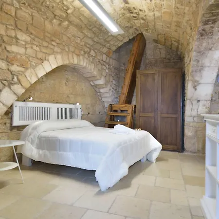 Diffuso בית הארחה 4*